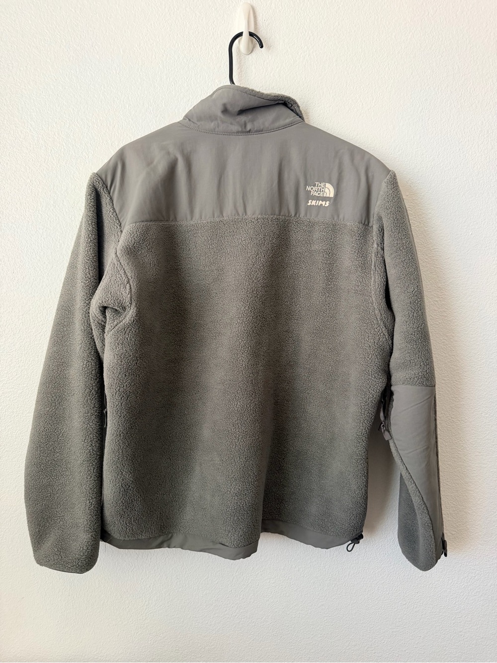 The Northface X Skims 1995 DENALI FLEECE JACKET unisex Gunmetal SMALL - Picture 4 of 7